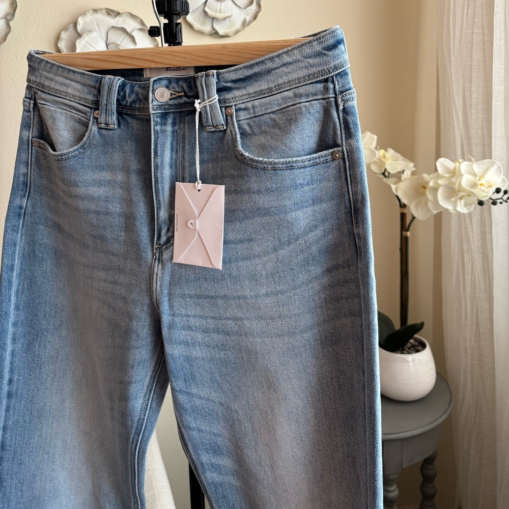 KANCAN white washed jeans size 11/29